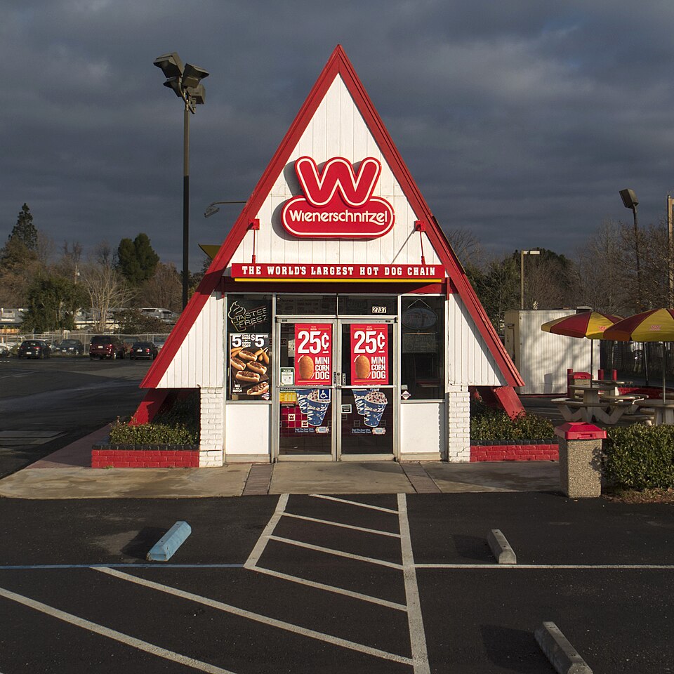 A Der Wienerschnitzel drive-thru restaurant built as an A-frame